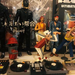 光屁股动漫美女
